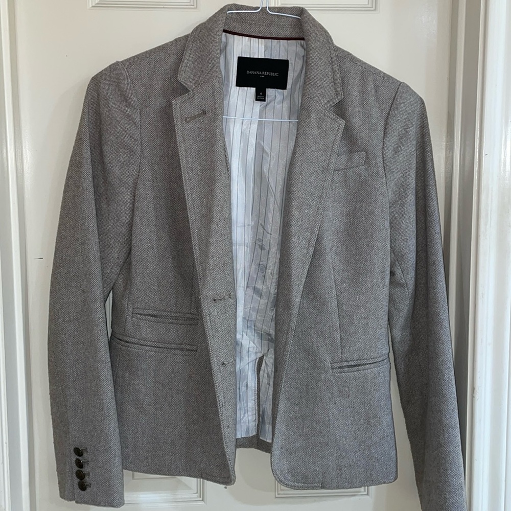 Banana Republic blazer in 4